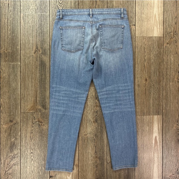SOLD! Eileen Fisher Organic Cotton Boyfriend Jeans - Picture 4 of 10